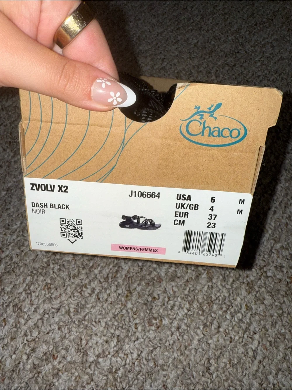 NWT Chacos Womens Size 6 Chacos